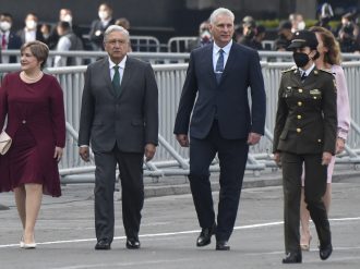 Espera AMLO que Biden detenga políticas contra Cuba