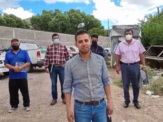 Verifican condiciones de vehículos oficiales de Pinos