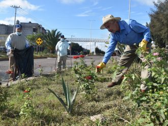 Toman palas y talaches burócratas de Valparaíso
