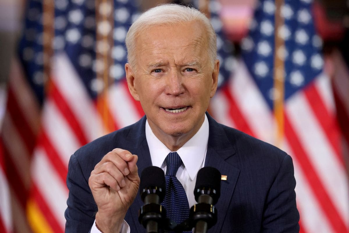 Promete Biden defender el derecho al aborto