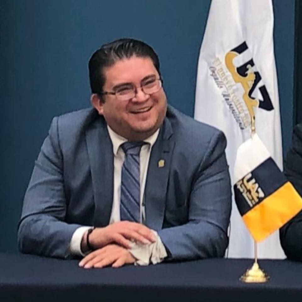 Peligroso, regreso a clases presenciales: rector de la UAZ