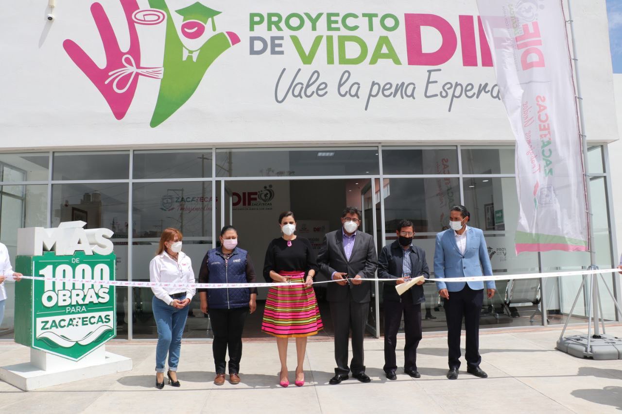 Trabajan en prevenir embarazos en adolescentes