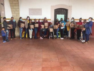 Se acercan siete docentes a pedir préstamo a la alcaldía de Ciudad Cuauhtéoc