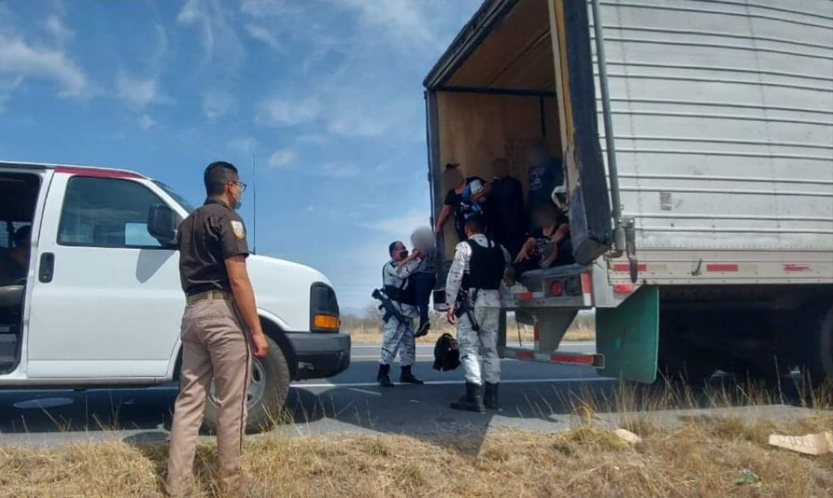 Migrantes inician huelga de hambre en México para exigir libre tránsito hacia EU