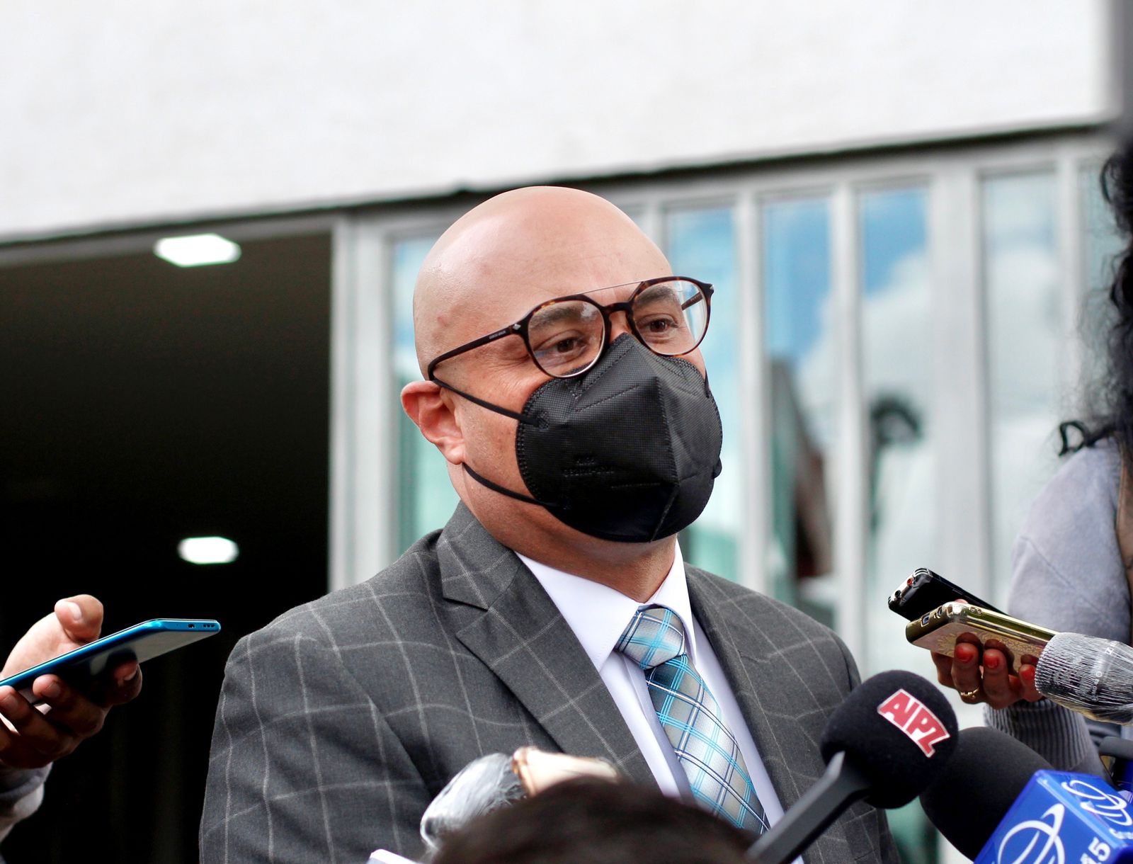 De los 10 cuerpos encontrados en una fosa clandestina en Machines, nueve ya fueron identificados.