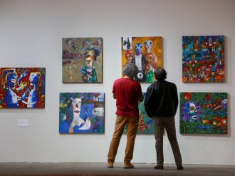 Cotidianidad y muerte plasmadas en la obra de José Esteban Martínez