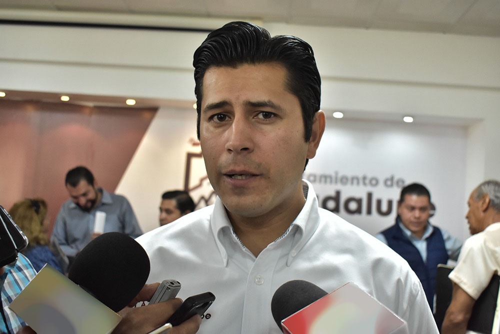 Julio César Chávez trabajará de la mano del Gobernador David Monreal Ávila
