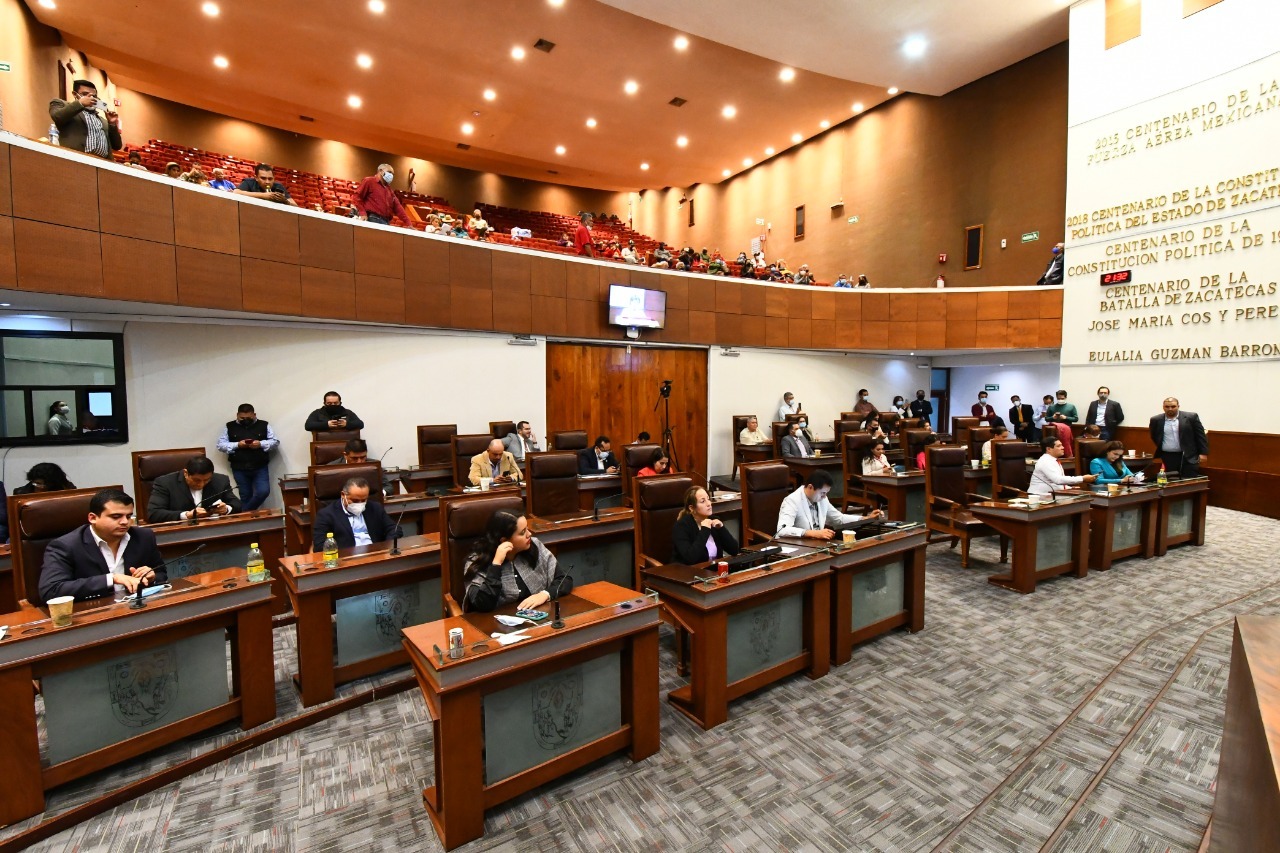 Desaparecen la Secretaría General de la Legislatura