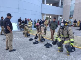 Capacitan a personal de PC en intervención rápida