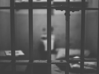 Hacen huelgas de hambre en dos prisiones rusas por actos de violencia