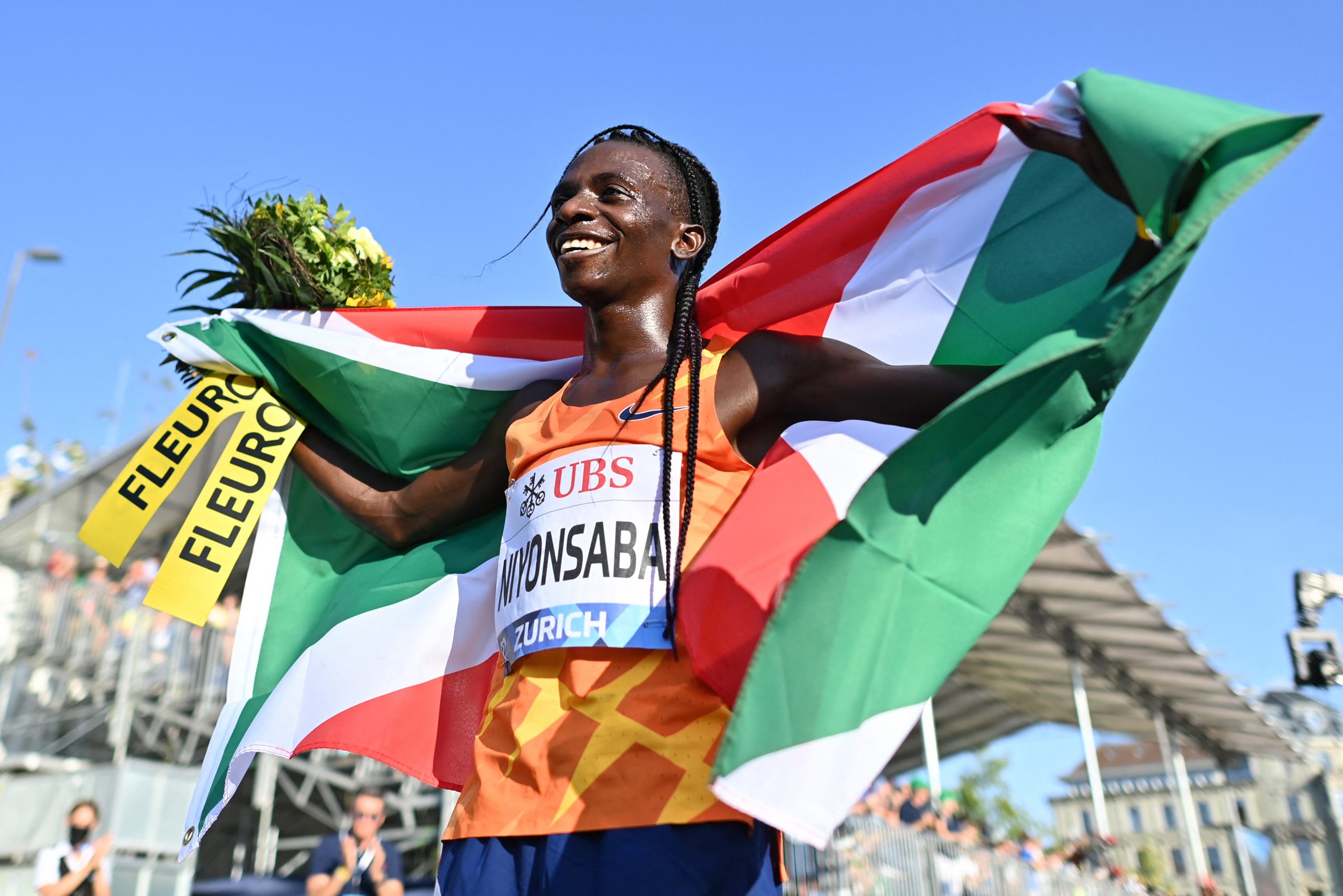 Niyonsaba logra la mejor marca de todos los tiempos en 2,000 metros