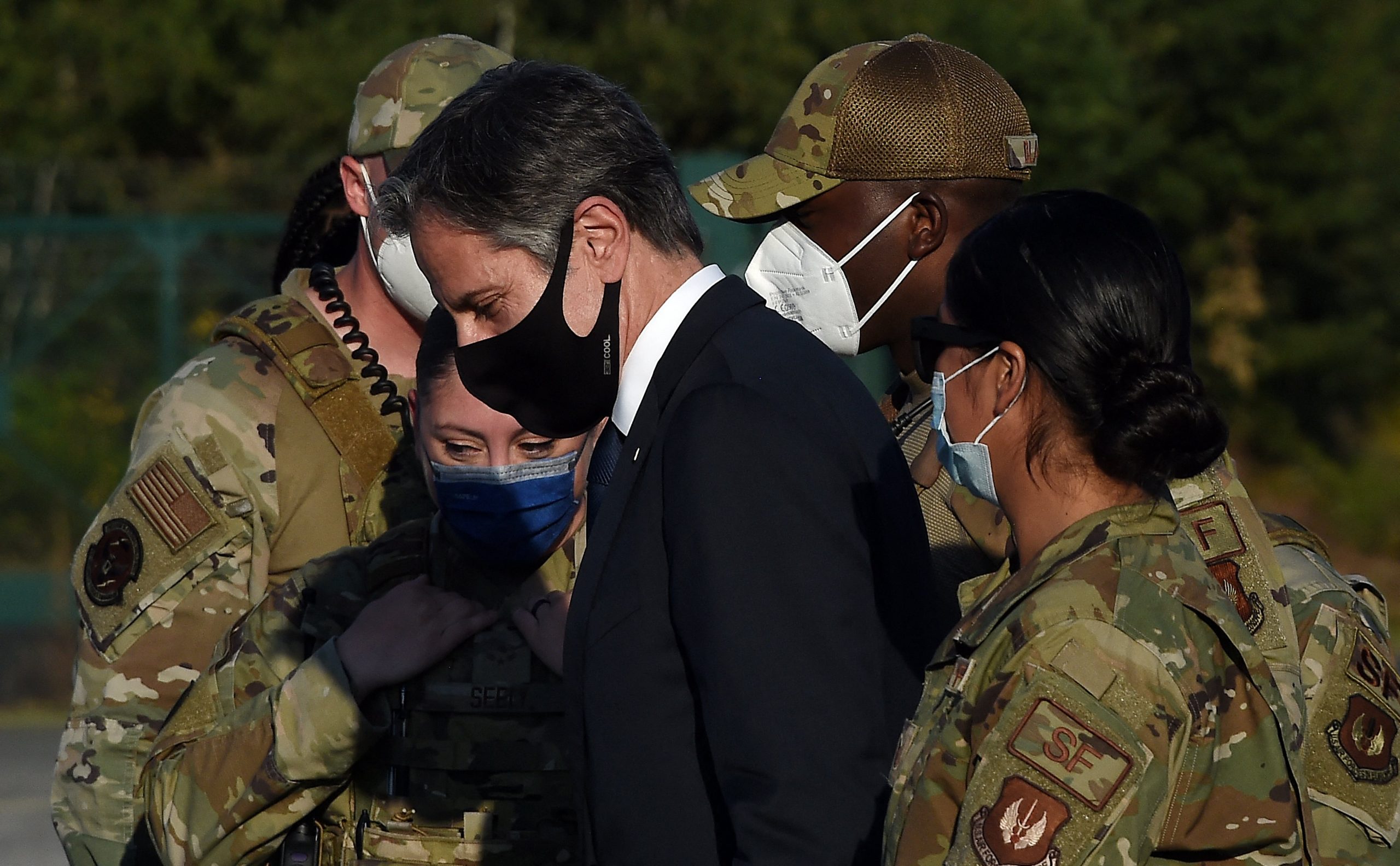 Los talibanes deben ganarse su legitimidad ante el mundo: Blinken