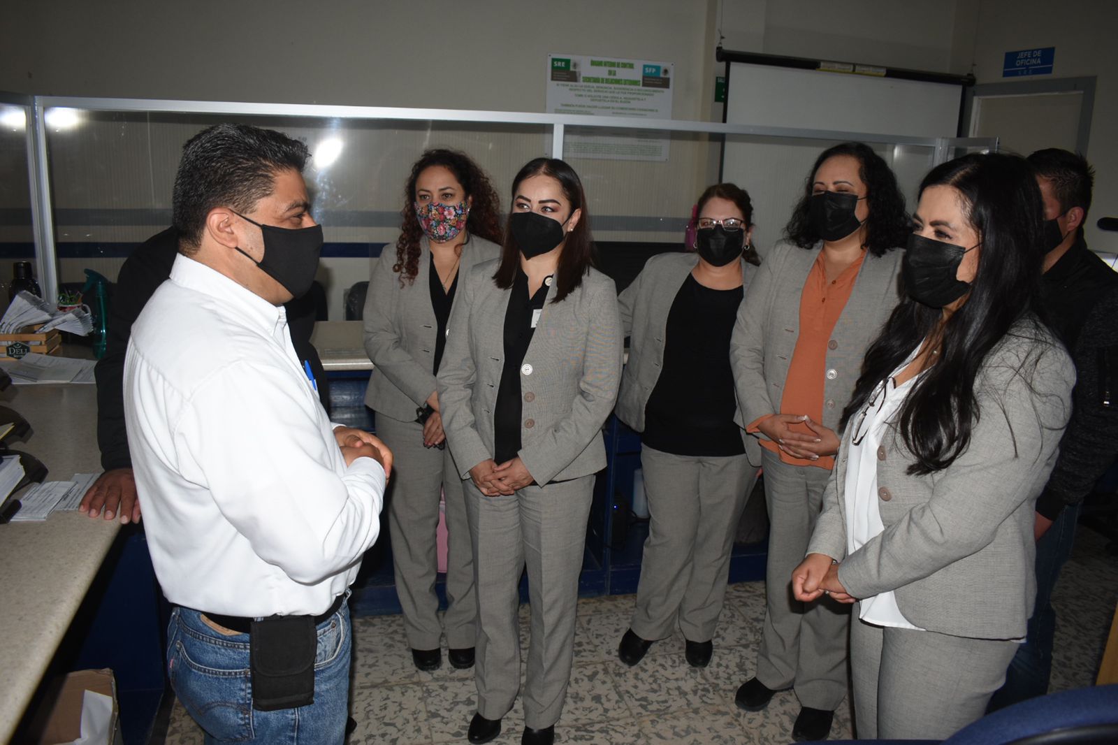 Reanuda servicios la oficina de la SRE