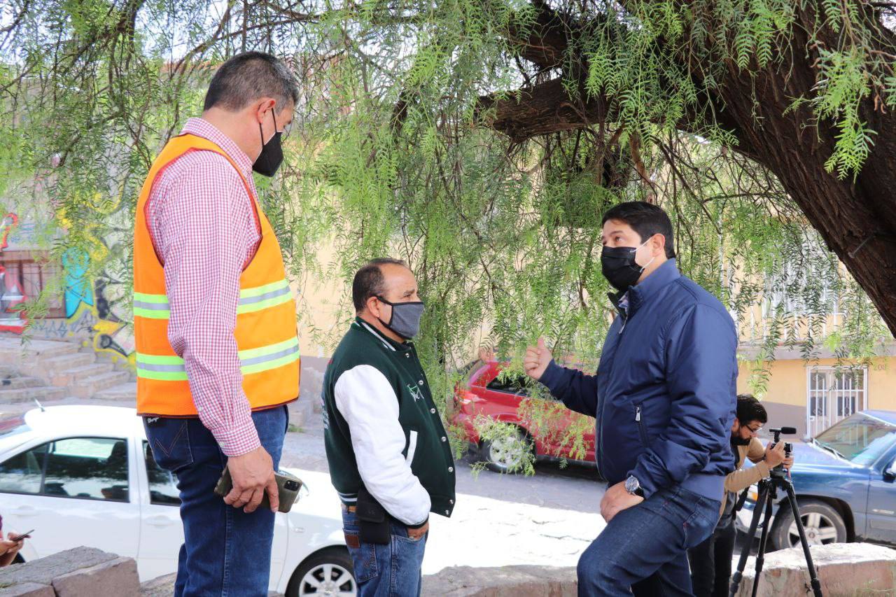 Supervisa rehabilitación de espacios públicos el alcalde Jorge Miranda