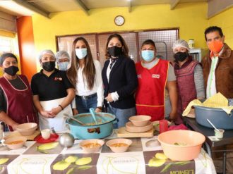 Llama Sara Hernández de Monreal a fortalecer la familia