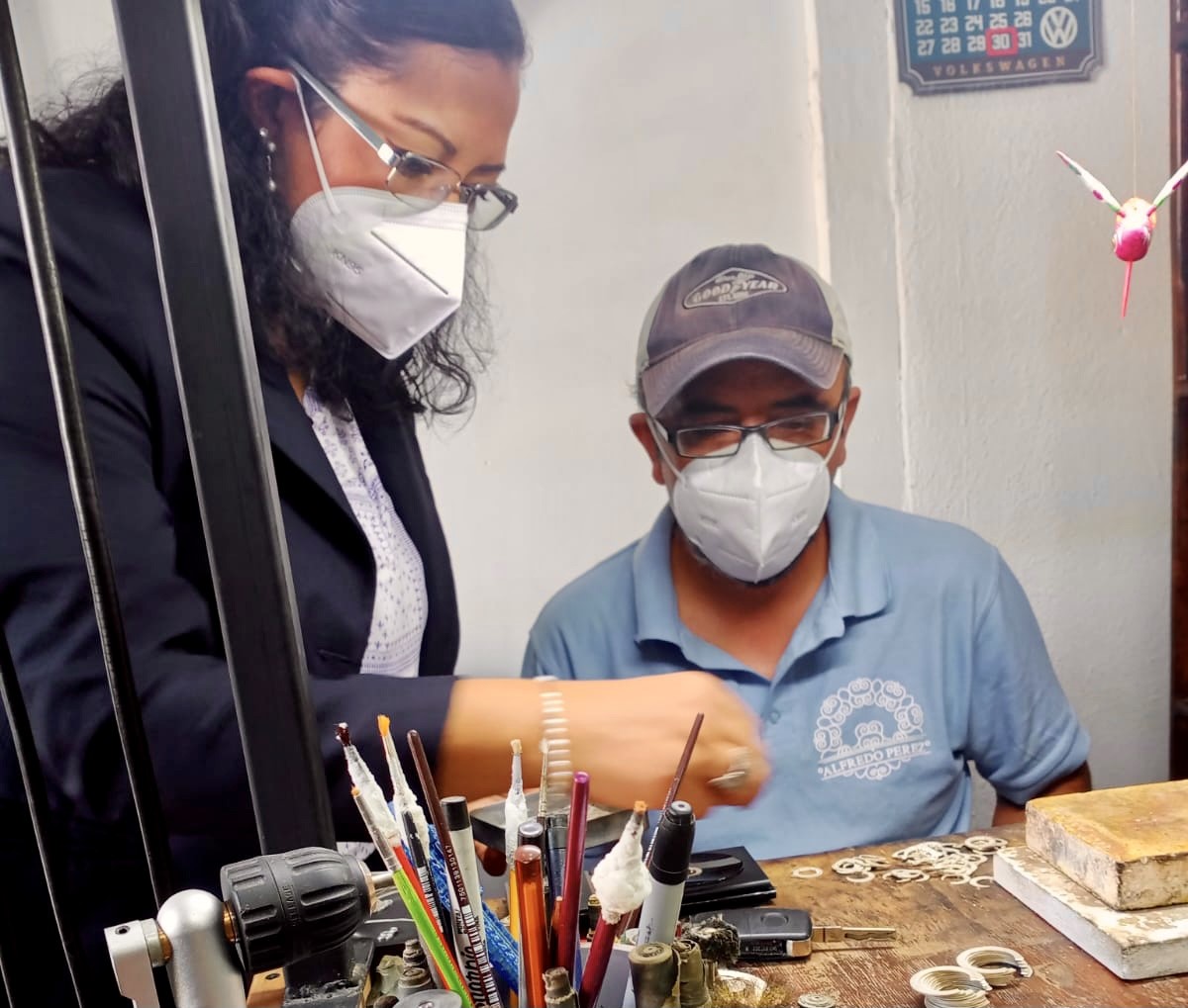 Inician la primera prueba los talleres plateros para obtener certificados de calidad