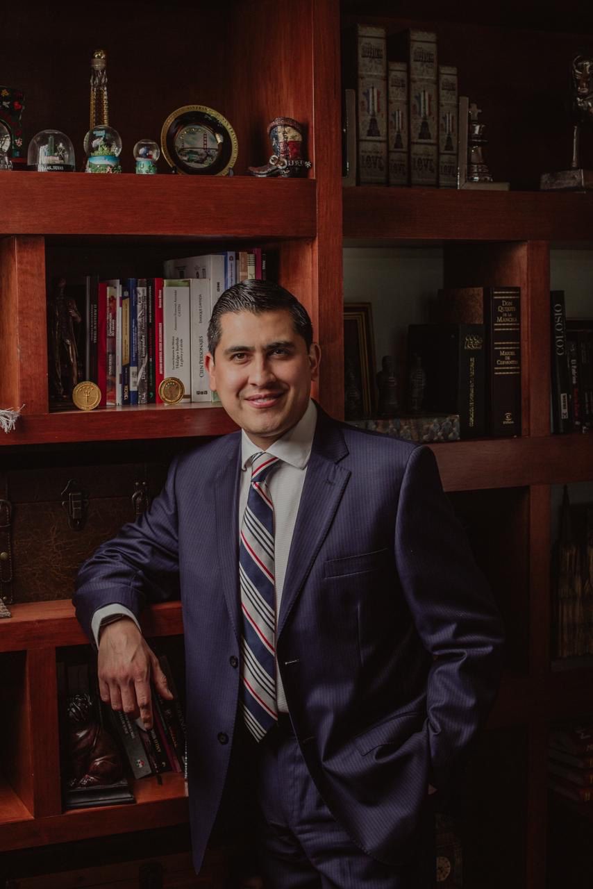 A nuestros lectores y anunciantes