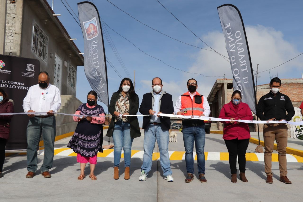Gobierno capitalino rehabilita calle en colonia CTM