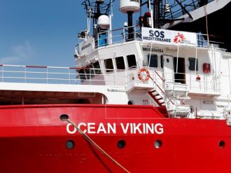 Rescata el Ocean Viking a 129 migrantes 