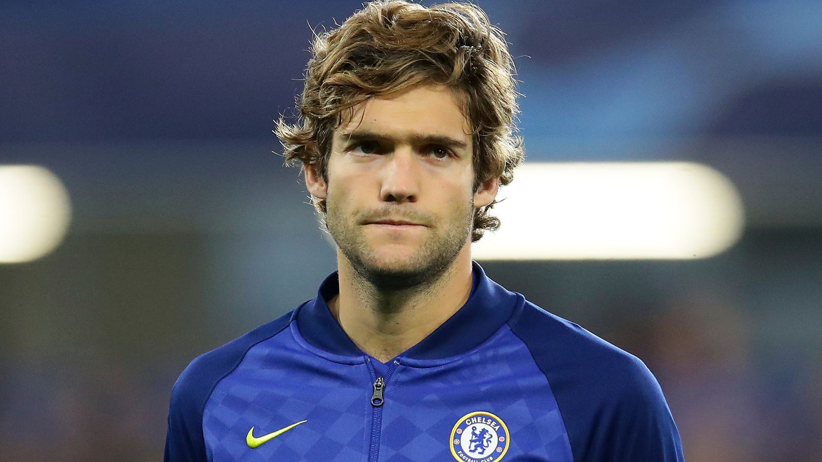 Marcos Alonso dejará de protestar contra el racismo rodilla en tierra