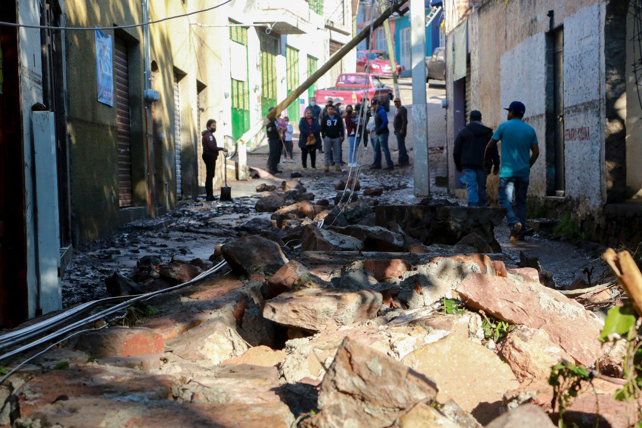 Regresa la electricidad a Genaro Codina; siguen sin agua potable.
