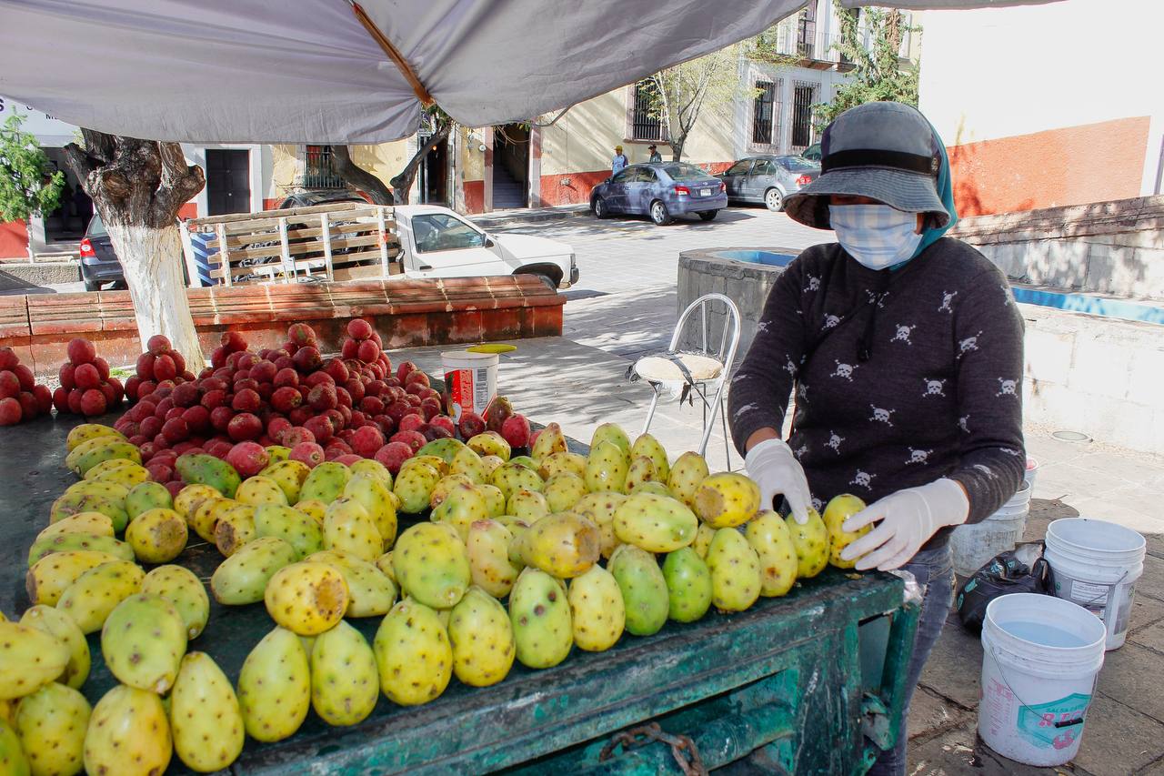 Desde hace 40 años Don Cruz ofrece deliciosas tunas.