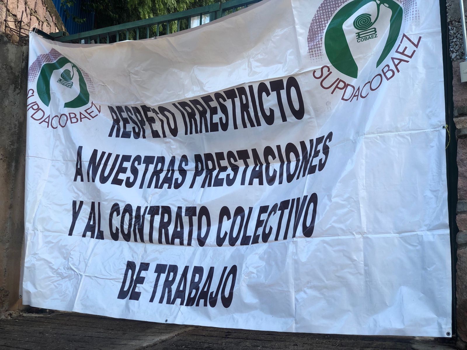 Inician paro de labores en 40 planteles Cobaez del estado