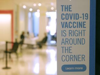 Agencia Europea de Medicamentos aprueba tercera dosis de vacuna Pfizer para mayores de 18 años