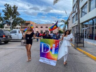 Realizan tercera marcha LGBTTTIQ+