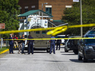 Cuatro heridos en tiroteo en una escuela de secundaria de EU