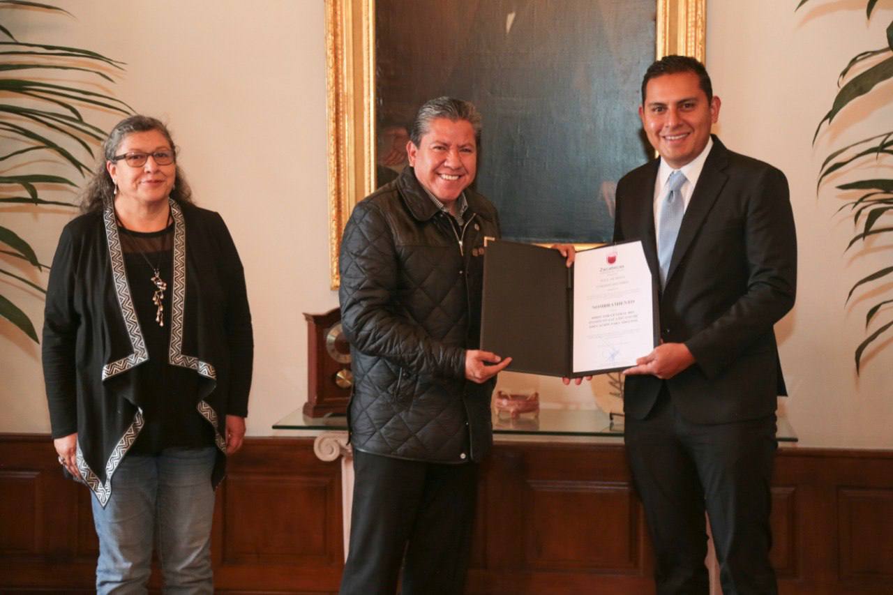 Saúl Cordero se integra al gabinete de David Monreal