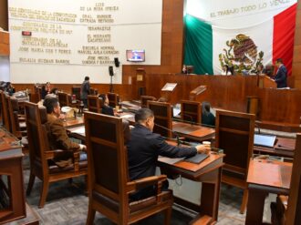 Aprueban un exhorto y abandonan el Congreso