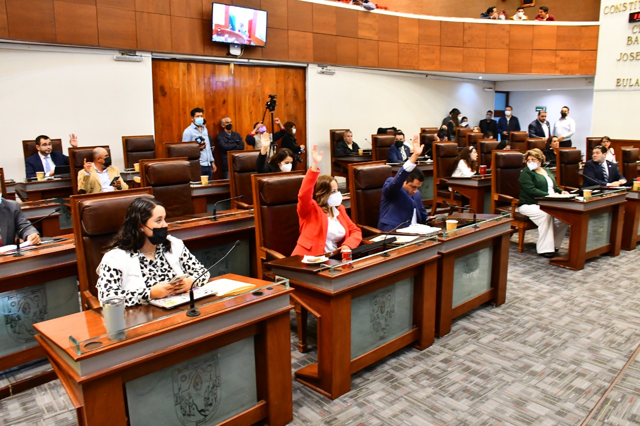 Mucho ruido y pocas nueces en el Congreso