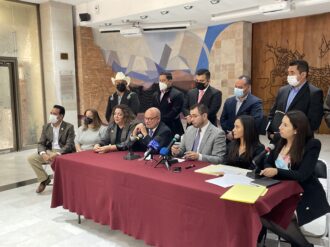 Siguen desacuerdos entre el Bloque Plural y Morena