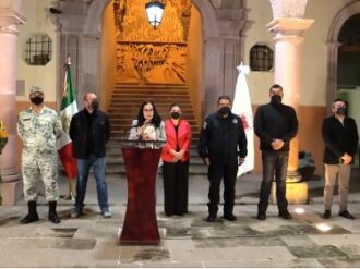 Asesinan a cuatro policías metropolitanos y secuestran a uno más