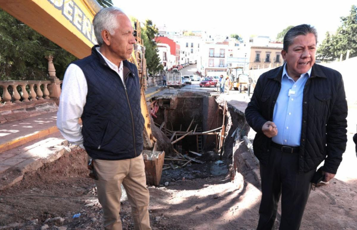 Avanza la rehabilitación del socavón en la Alameda