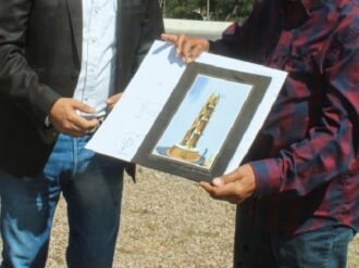 Colocarán la escultura Flam en la entrada a Ojocaliente