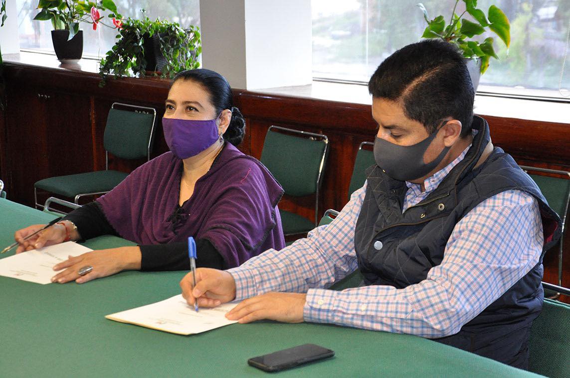 Enrique Flores y Araceli Guerrero se postulan para seguir al frente del PRI