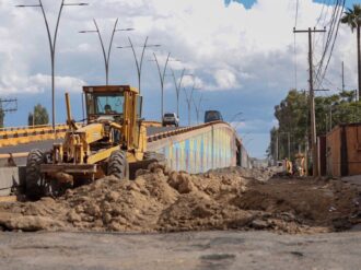 Emprende Saúl Monreal programa de bacheo en Fresnillo