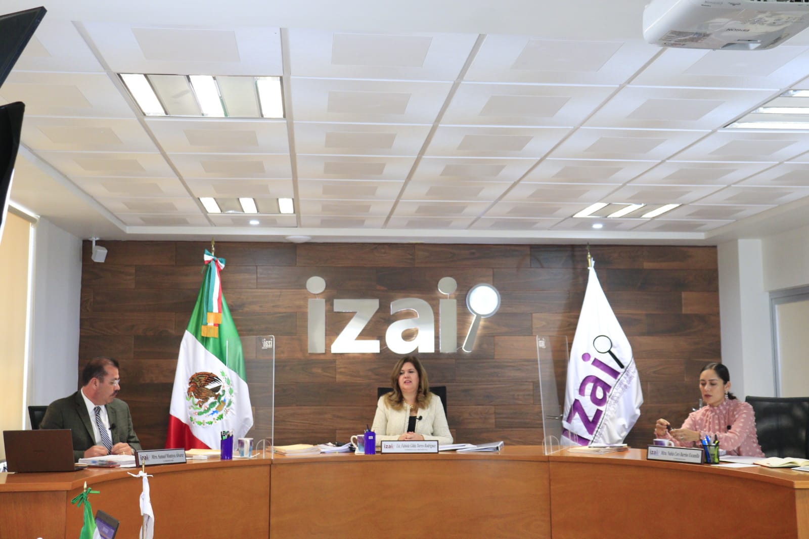 Exhorta IZAI a que se designen comités y unidades de transparencia