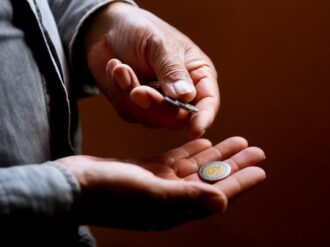 Dudan que depositen hoy a jubilados y pensionados