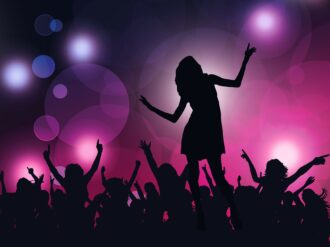 Piden a bares no poner ritmos que inciten al «perreo»