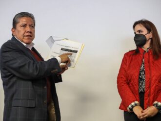 Pide David Monreal a sindicatos y directivos hacer públicos montos y nombres de quienes saquearon al Issstezac