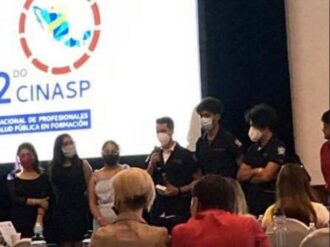 Delegación de estudiantes de Salud Pública de la UAZ obtienen segundo lugar en concurso nacional de conocimientos