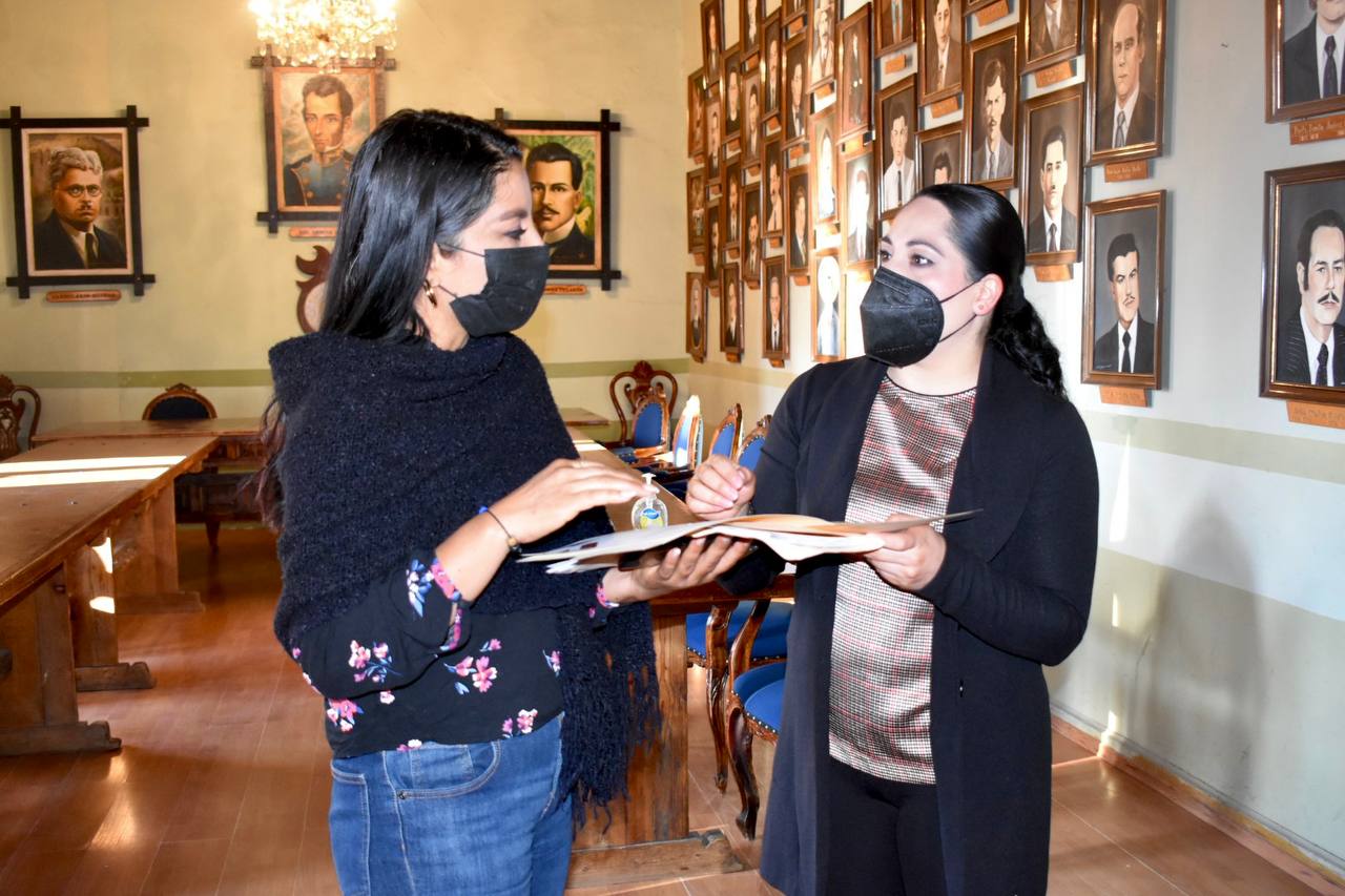 Funcionarios municipales se capacitan para brindar una respuestas eficiente a jerezanos