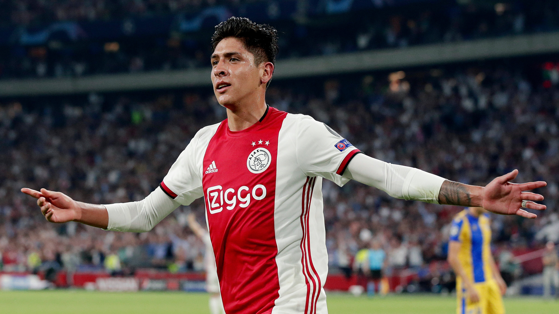 Edson Álvarez en el Ajax hasta el 2025