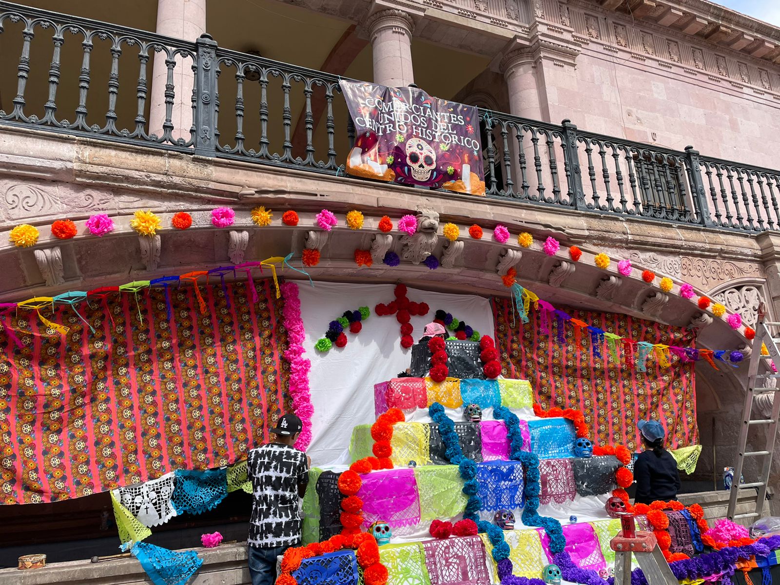 Montan altar dedicado al Perro Aguayo