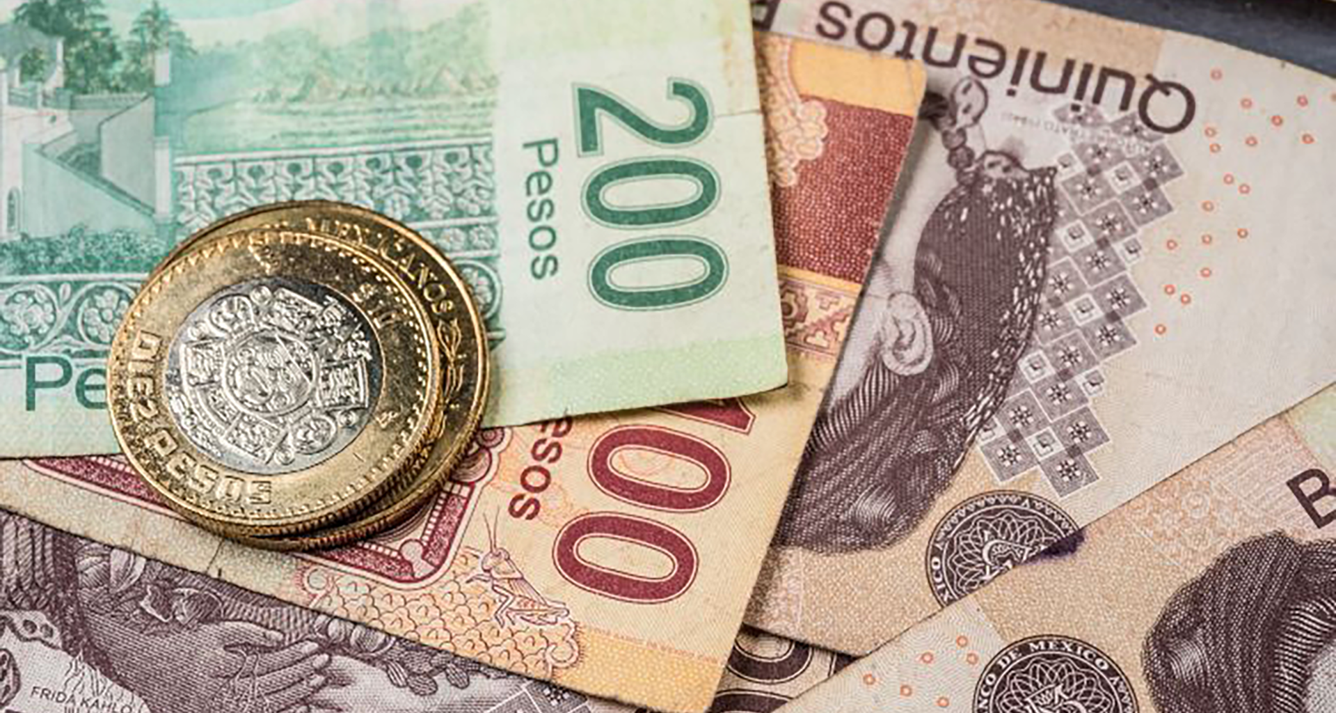 Cae economía mexicana 1.6% en agosto, su peor retroceso