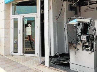 Hacen explotar cajero automático durante robo en Acolman