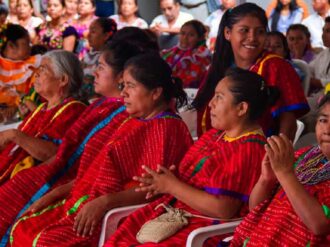 El 911, tv y radio deberán dar servicio en lenguas indígenas